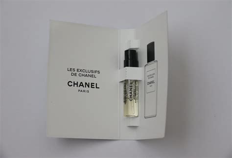 chanel bois des iles sample